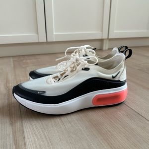 Nike Air Max Dia Women's Shoe